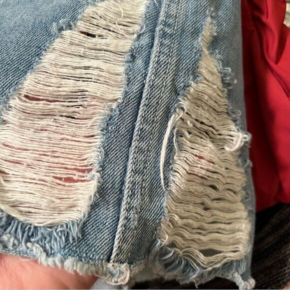 Carmar Mini Denim Skirt Button Fly Shredded Size 28 - Picture 5 of 8